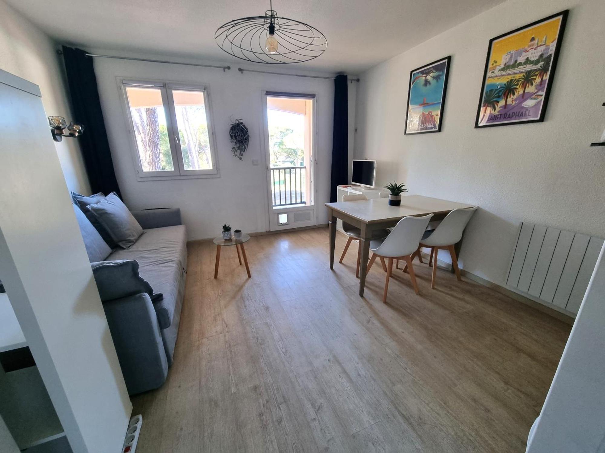 Saint-Raphaël Studio 4P Vue Piscine St Raphael Valescure - Au Coeur Des Golfs מראה חיצוני תמונה